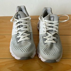 On Running Cloudswift Sneaker White/light grey